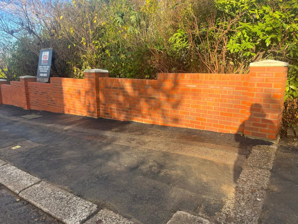 Garden Wall Crescent W Barnet