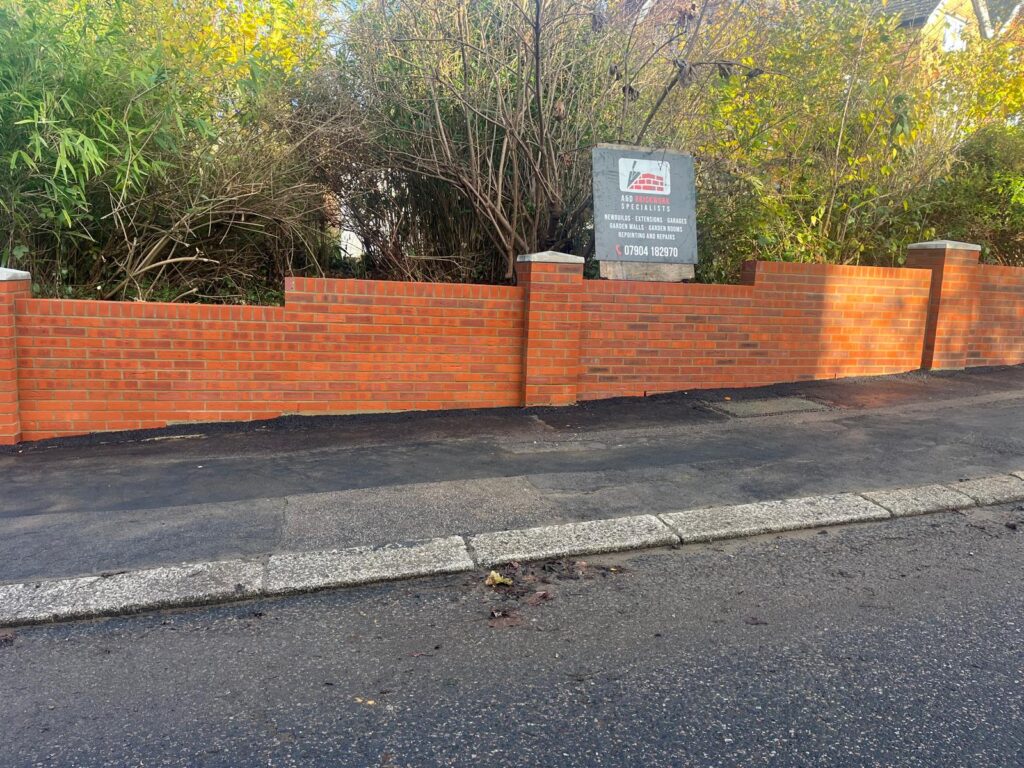 Garden Wall Crescent W Barnet