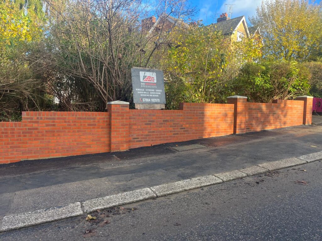 Garden Wall Crescent W Barnet